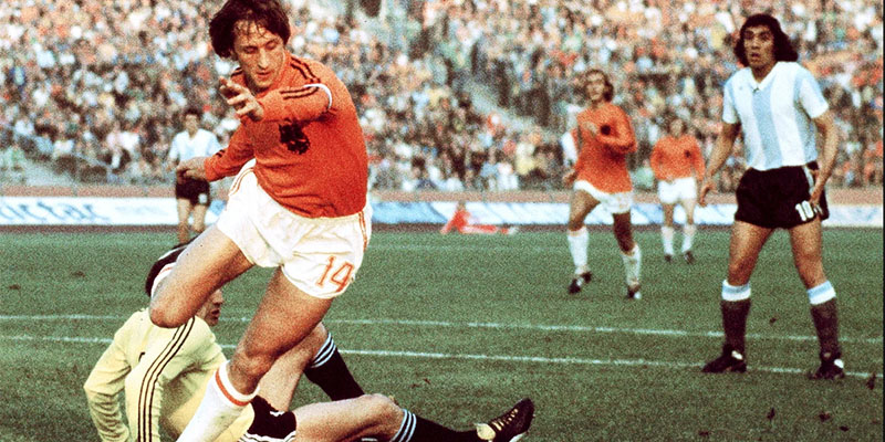 Johan Cruyff được công nhận là huyền thoại dù chưa vô địch World Cup